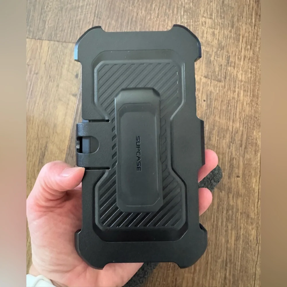 Supcase for iPhone 15pro with‎ stand and belt clip. Military grade new